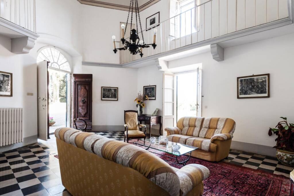 Villa Ott Crespina Buitenkant foto